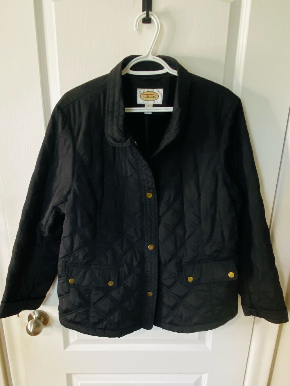 🛍️Talbots Black Quilted Snap-Front Jacket. XL